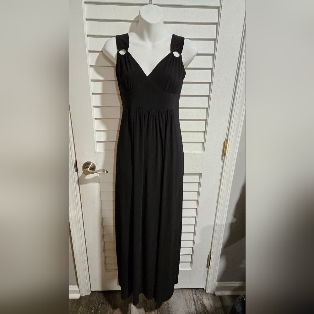 Tiana B. Elegant Black Maxi Dress